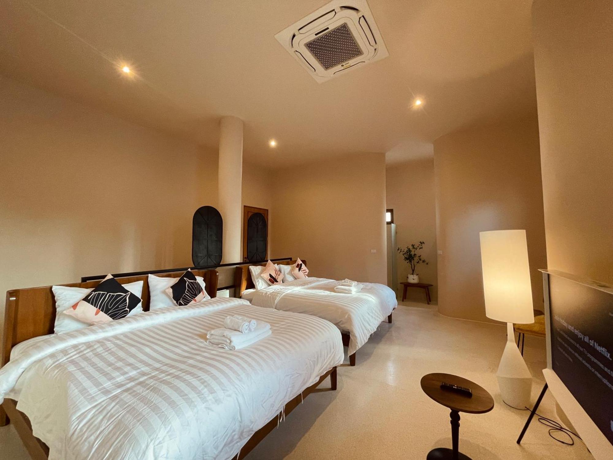 5 Bedrooms Luxury Pool Villa Jomtien Екстер'єр фото