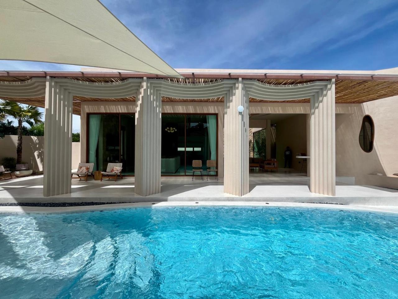 5 Bedrooms Luxury Pool Villa Jomtien Екстер'єр фото