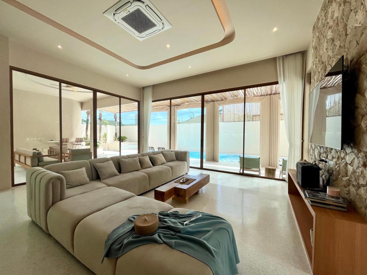 5 Bedrooms Luxury Pool Villa Jomtien Екстер'єр фото